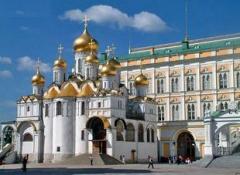 Московском Кремле по велению Великого князя Иоанна III Васильевича заложен Благовещенский собор