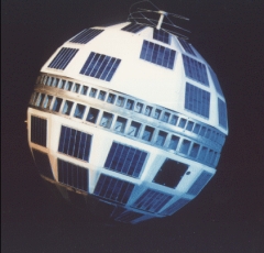 В США запущен спутник связи «Telstar-1»
