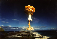 В СССР состоялось испытание первой атомной бомбы