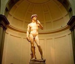 Во Флоренции установлена скульптура Давида - шедевр гениального Микеланджело