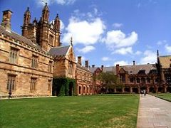 В Австралии начал работу первый университет