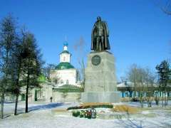 В Иркутске состоялось торжественное открытие памятника адмиралу Александру Колчаку